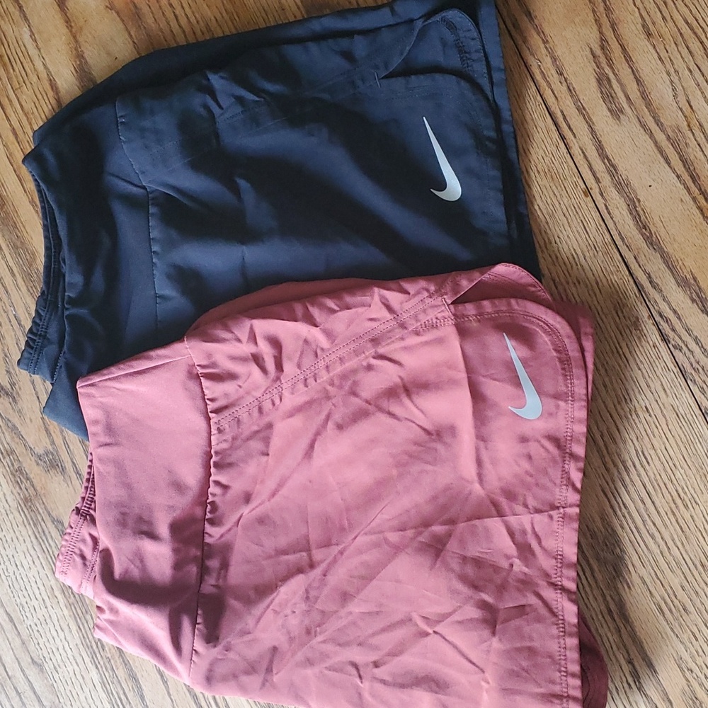 Nike dry fit running shorts size large black and dusty rose NWT